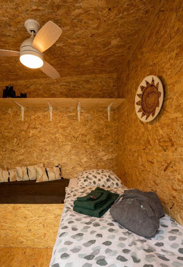Zen-Bungalow No 4 Met Sauna En Hottub Rheezerveen Exterior photo